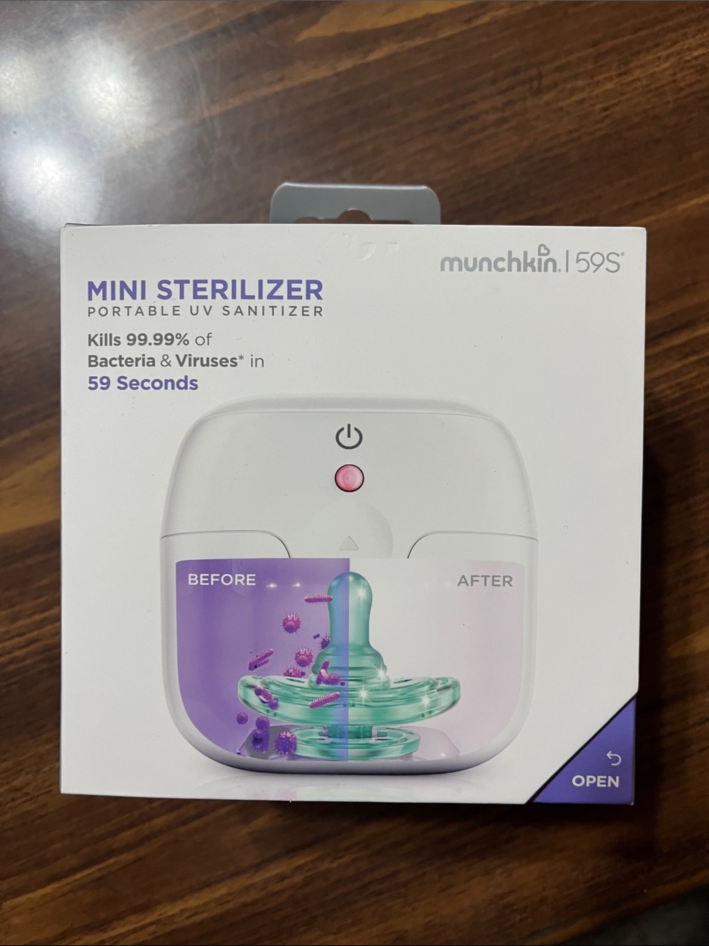 NIB- Munchkin Mini Sterilizer Portable UV Sanitizer - White with Pink Accent